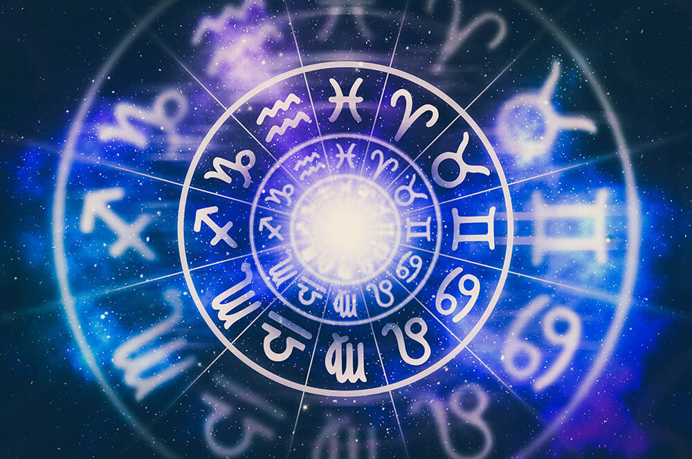 Horoscope Features